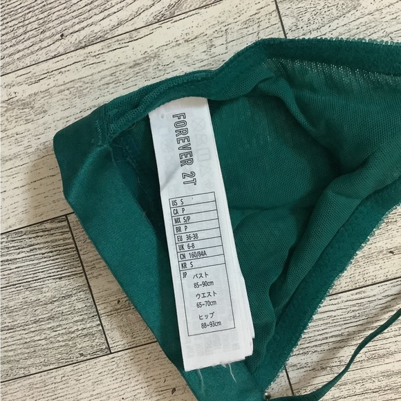 Mesh bralette - Picture 3 of 3